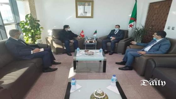رزيق يبحث مع السفير التونسي سبل تعزيز التعاون الثنائي