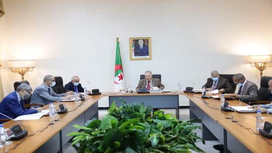 إجتماع مكتب مجلس الأمة الموسع لرؤساء المجموعات البرلمانية والمراقب البرلماني