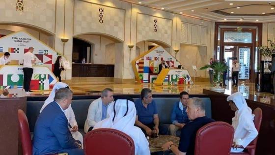 رئيس الفاف يجتمع بهاني أبو ريدة ورؤساء الإتحادات العربية في قطر