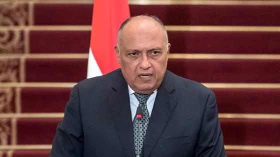 وزير خارجية مصر يؤكد للمبعوث الأممي للشرق الأوسط مسؤولية الصهاينة في تأمين الوضع بالقدس.