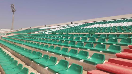 وزارة الشباب و الرياضة: الإنتهاء من تثبيث كراسي ملعب تشاكر ومباراة جيبوتي دون جمهور