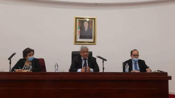 الإصلاحات التنظيمية محور لقاء وزير الصناعة الصيدلانية بالنقابة الوطنية الجزائرية للصيادلة الخواص
