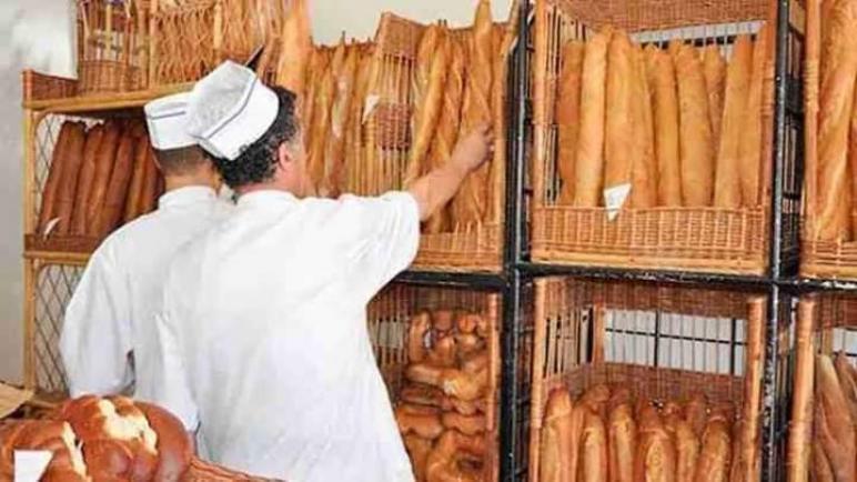 الاتحاد العام للتجار يتبرأ من الدعوات لرفع سعر الخبز المدعم الى 15 دج