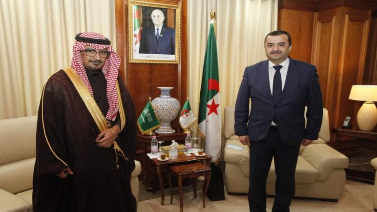 عرقاب يستعرض علاقات التعاون مع السفير السعودي بالجزائر