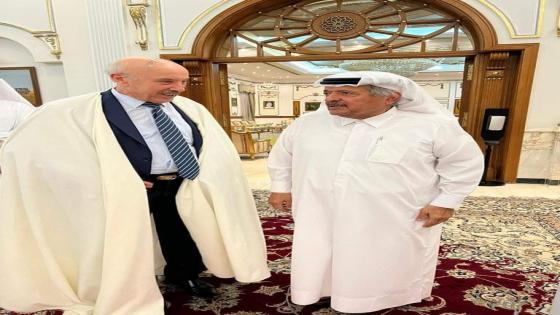 سفير الجزائر لدى قطر يبحث سبل التعاون الثنائي مع رئيس رابطة رجال الأعمال القطريين