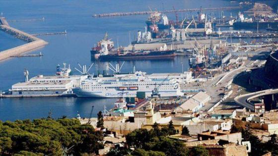 إرتفاع في حجم الصادرات عبر ميناء وهران خلال السداسي الأول للسنة الجارية