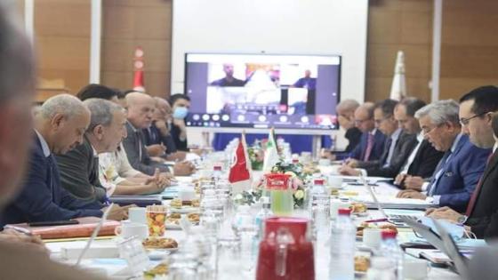 اللجنة الفنية الجمركية المشتركة التونسية-الجزائرية تعقد اجتماعا بتونس