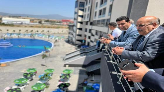 وزير السياحة والصناعة التقليدية يدشن فندق ببلدية فريحة في تيزي وزو