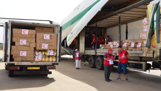 نقل مساعدات إنسانية لفائدة دولة السينغال