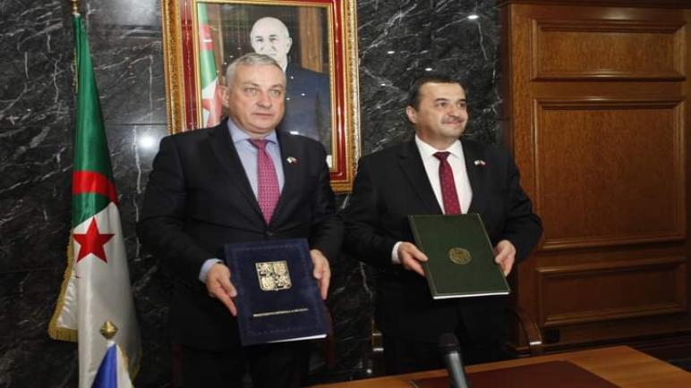 توقيع على إعلان النوايا المشتركة للتعاون الجزائري التشيكي في مجال الطاقة والمناجم