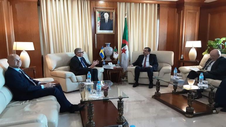 الجزائر تبدي استعدادها للتعاون مع السويد في مجال إدارة شبكة الكهرباء