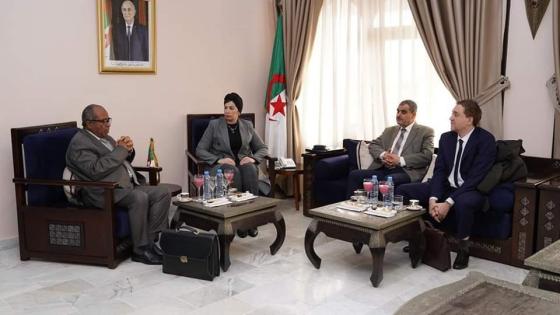 مولوجي تستقبل اللجنة المشتركة الجزائرية الفرنسية للمؤرخين