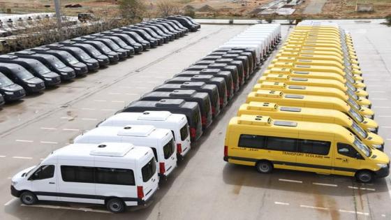 تسليم عربات وشاحنات “مرسيدس بنز” لفائدة وزارة الدفاع الوطني ومؤسسات عمومية وخاصة