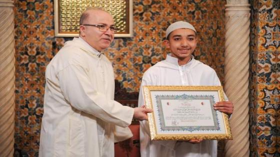 الوزير الأول يشرف على حفل تكريم الفائزين بجائزة الجزائر لحفظ القرآن الكريم وإحياء التراث الإسلامي