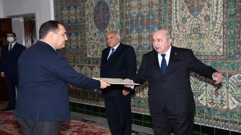 الرئيس تبون يتسلم أوراق اعتماد 4 سفراء جدد لدى الجزائر
