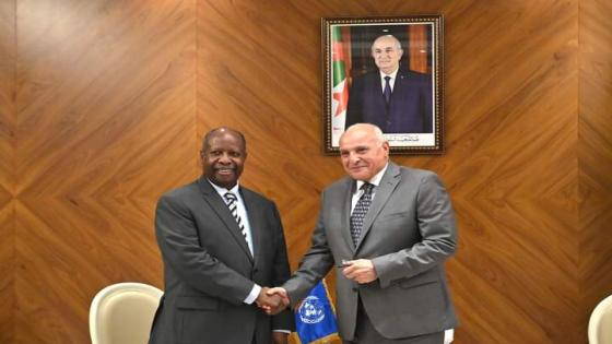 عطّاف يستقبل رئيس مكتب الأمم المتحدة لغرب إفريقيا والساحل