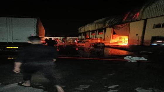 عنابة: إخماد حريق اندلع في مستودع للتخزين