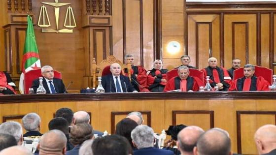 رئيس الجمهورية يقرر منح بعض القضاة المتقاعدين لقب “القاضي الشرفي”