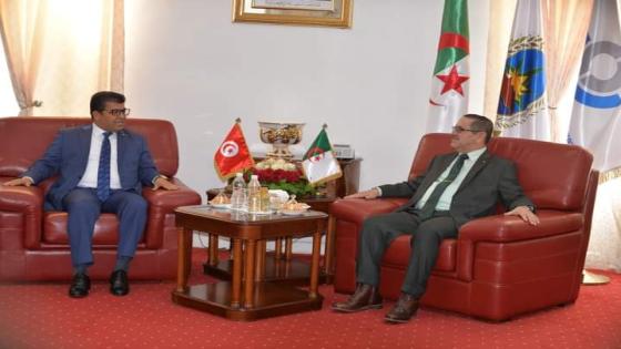 الجزائر/تونس: اجتماع اللجنة المشتركة للتعاون الجمركي بالجزائر العاصمة