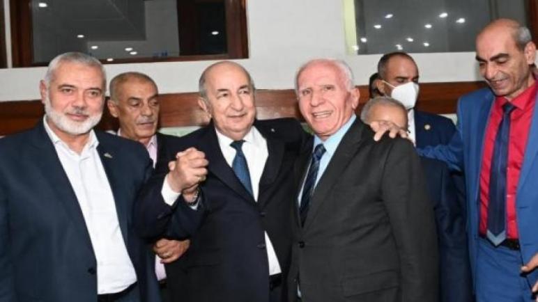 مسؤول فلسطيني يدعو لعقد انتخابات نزيهة وفق إعلان الجزائر