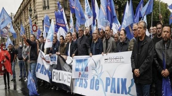بالفيديو تمرد عناصر الشرطة و مظاهرات في قلب باريس
