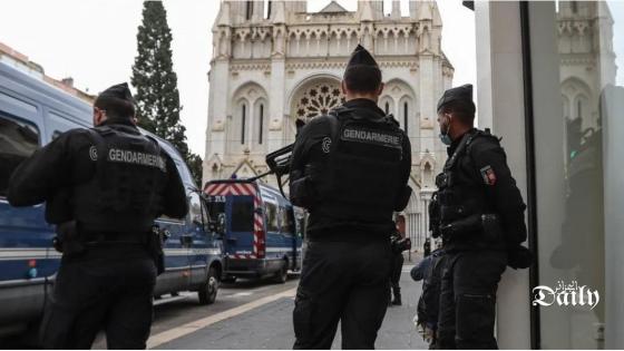 فرنسا: إصابة كاهن بالرصاص في ليون وفرار المنفذ