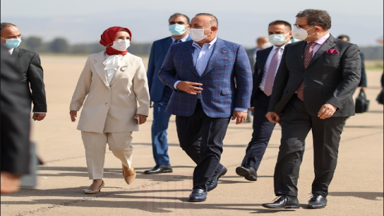 وزير الخارجية التركي يصل إلى الجزائر في زيارة تدوم يومين