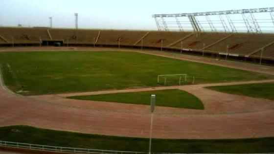 النيجر تستضيف الخضر رسميا بملعب نيامي.