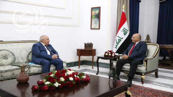 الرئيس العراقي برهم صالح يستقبل سفير الجزائر ببغداد عقب نهاية مهامه.