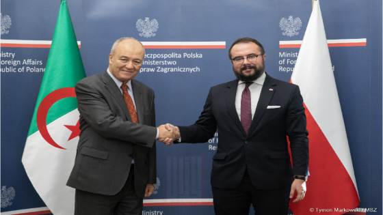 الأمين العام لوزارة الخارجية يحل ببولندا في زيارة عمل.