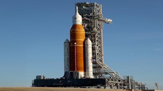 ناسا” تعلن عن إلغاء إطلاق صاروخها الجديد إلى القمر