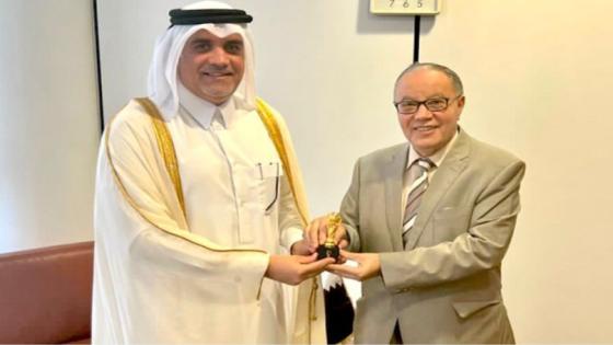 الأمين العام لوزارة الخارجية عمار بلاني يلتقي سفير قطر بالجزائر .