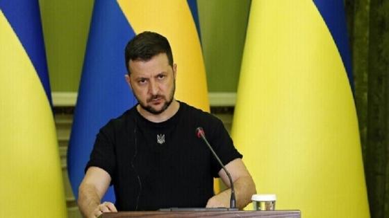 الرئيس الأوكراني يقر عقوبات على أفراد وكيانات على صلة بروسيا