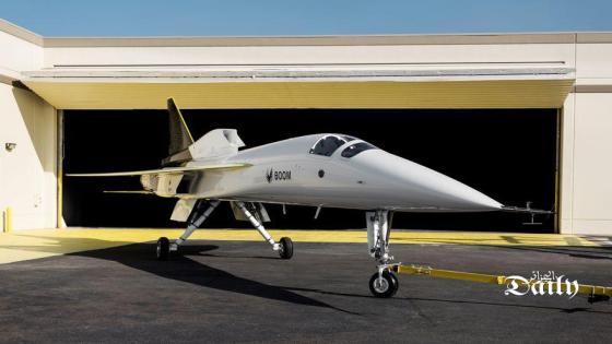 طائرة إكس.بي1 الأسرع من الصوت في حظيرة طائرات في دنفر يوم الأربعاء. صورة لرويترز