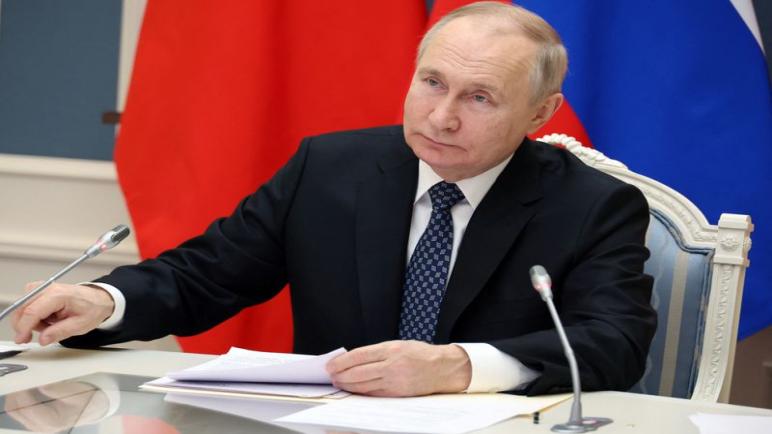 بوتين في رسالة العام الجديد يتهم الغرب باستخدام أوكرانيا لتدمير روسيا