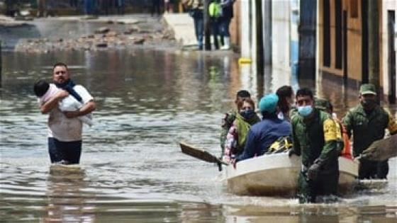 فيضانات عارمة تودي بحياة 17 شخصاً معظمهم مصابون بكورونا في مستشفى مكسيكي