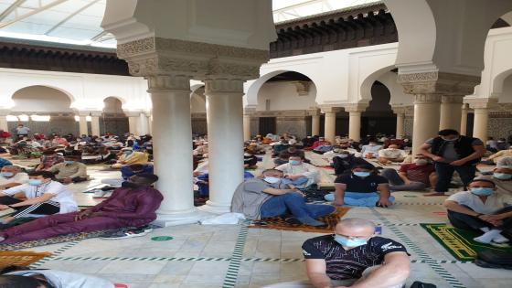 مسجد باريس: إقامة صلاتين لعيد الأضحى بسبب مخاوف من تفشي فيروس كورونا