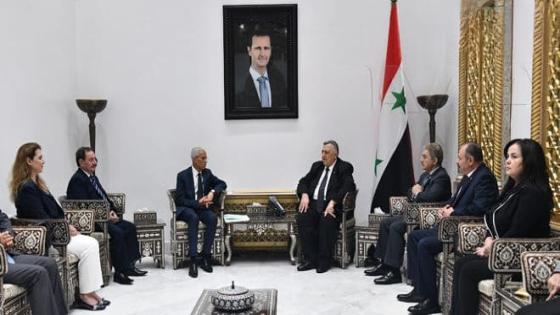 سفير الجزائر بدمشق يلتقي رئيس مجلس الأمة السوري ويسلمه دعوة لزيارة الجزائر.