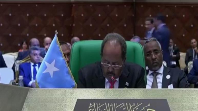 الرئيس الصومالي : نحن في أشد الحاجة إلى دور أشقائنا لإعفائنا من الديون