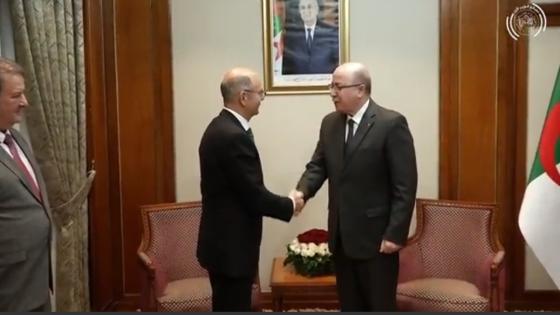 الوزير الأول يتحادث مع وزير الطاقة بجمهورية أذربيجان
