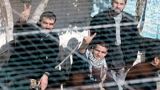 الأسرى الفلسطينيون يصعّدون احتجاجاتهم ضد إجراءات تعسفية للاحتلال الصهيوني