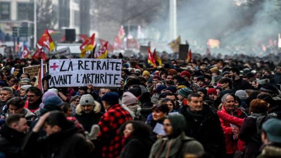 فرنسا: رئيسة الوزراء تستعد للقاء المعارضة والنقابات لحل “أزمة التقاعد”