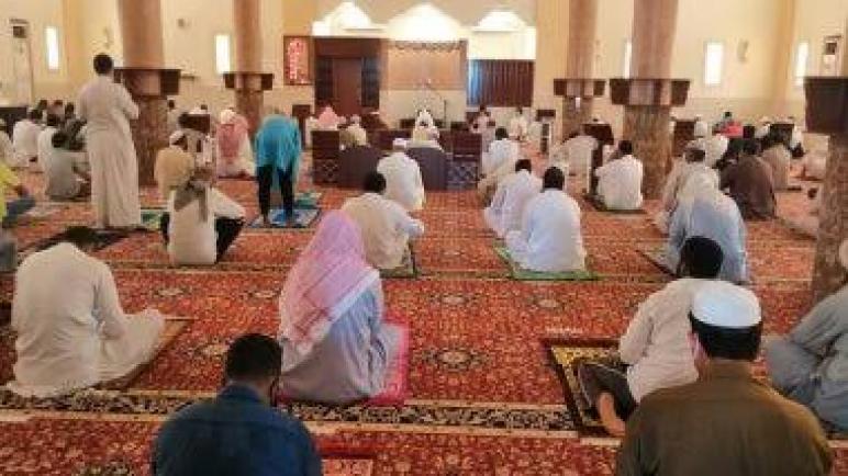 وزارة الشؤون الدينية تأمر بتشديد الإجراءات الوقائية في المساجد