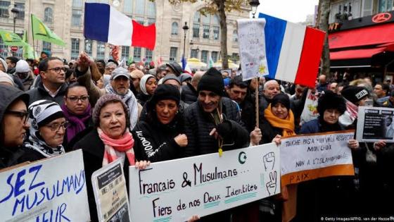 وزير الداخلية الفرنسي: المسلمون في بلادنا ضحايا للإرهاب ويجب أن نحميهم
