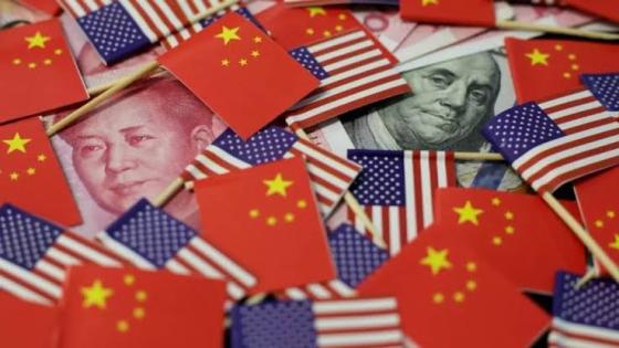 أمريكا تقصف الصين منادية إياها بالبروبغدا فلويد