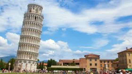 إيطاليا : إعادة فتح برج بيزا المائل للسياح