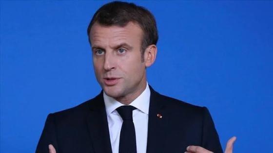 الرئيس الفرنسي ‏يلوح للاستقالة!!
