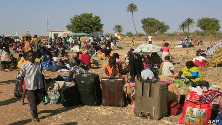مفوضية اللاجئين تحذر من فرار أكثر من 800 ألف شخص جراء القتال الدائر في السودان