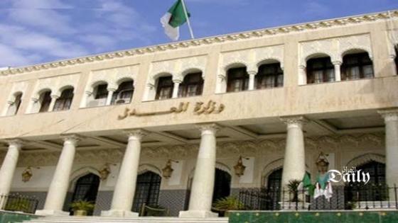وزارة العدل: الاعتداد بنسخ شهادات الميلاد الرقمية لاستخراج صحيفة السوابق القضائية