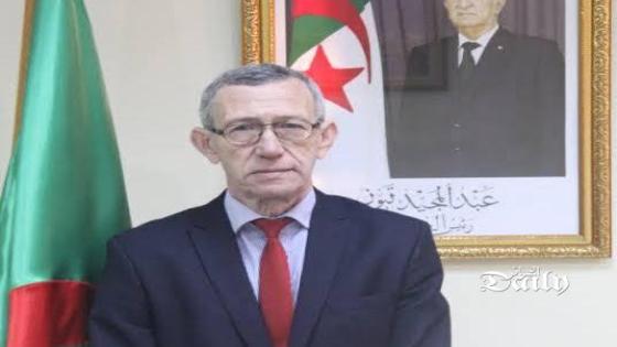 تنصيب أعضاء لجنة التحكيم لجائزة رئيس الجمهورية للصحفي المحترف